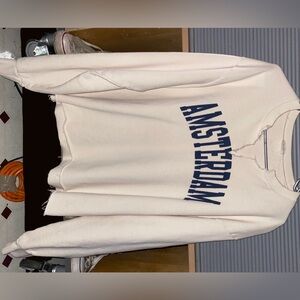 Brandy Melville sweatshirt